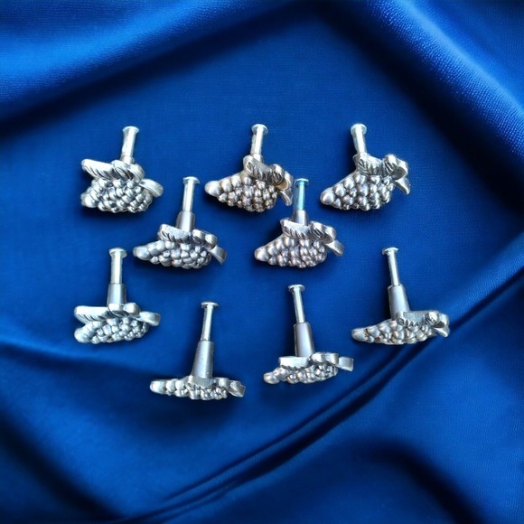 Lot of 9 ATLAS Homewares Vinyard Grape Cluster Drawer Cabinet Pulls Knobs Pewter - Picture 6 of 6